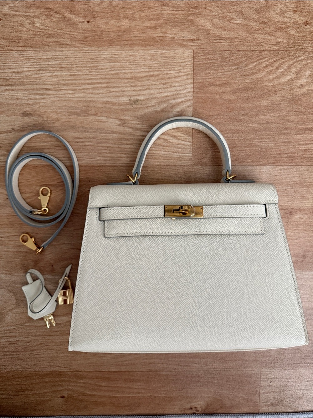 Classic Cream 25cm Top-Handle Sellier Epsom Leather Handbag Kelly Style Gold HW